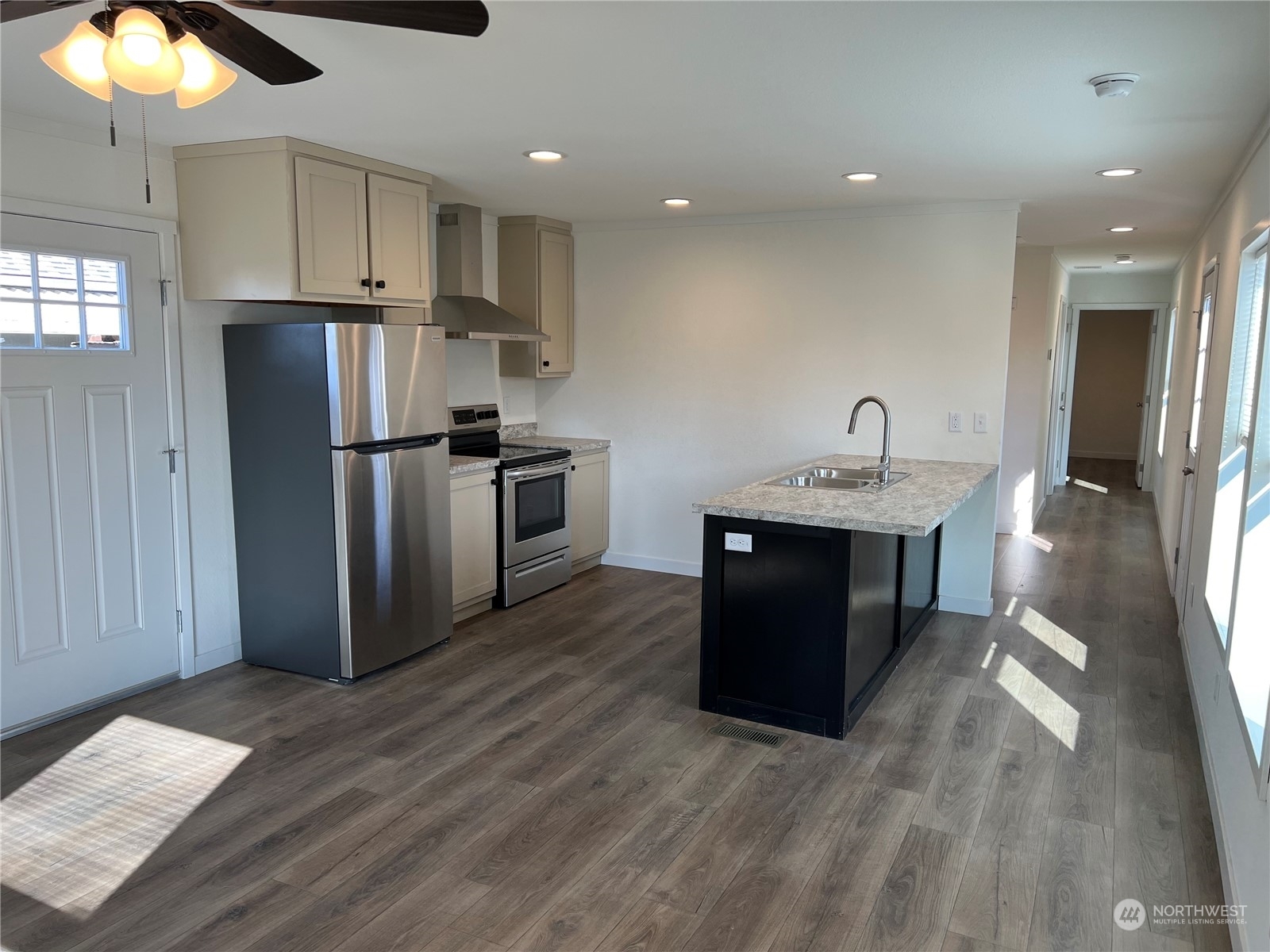 Property Photo:  5625 113th Avenue E 62  WA 98372 