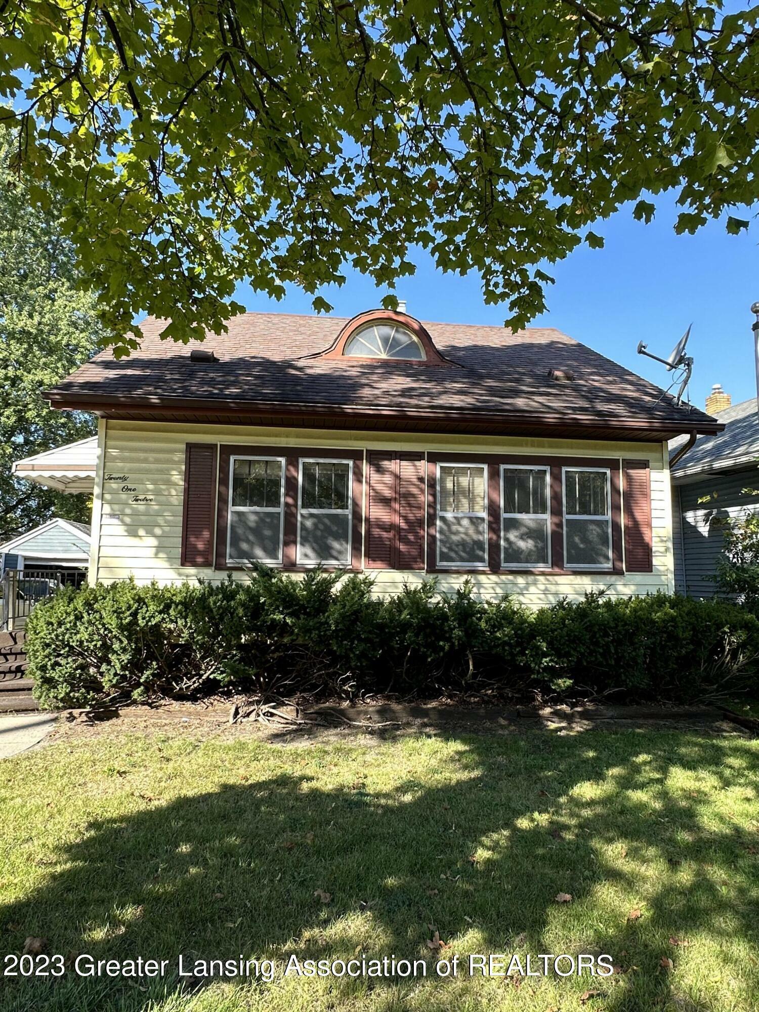 Property Photo:  2112 Lyons Avenue  MI 48910 