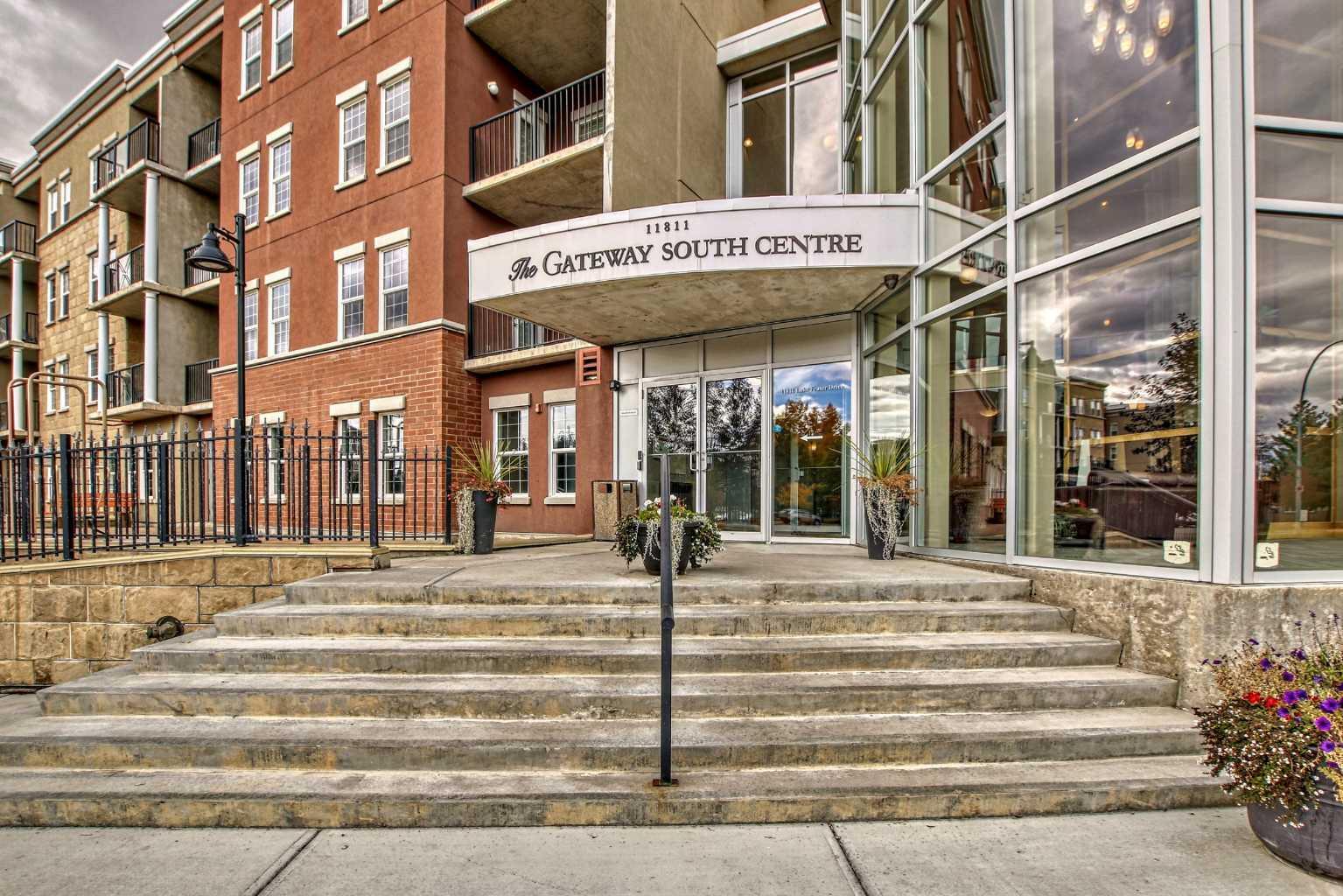 Property Photo: 1205, 11811 Lake Fraser Drive SE 1205 AB T2J 7J1