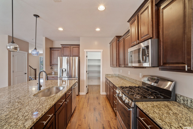 Property Photo:  928 Amberly Dr  UT 84054 