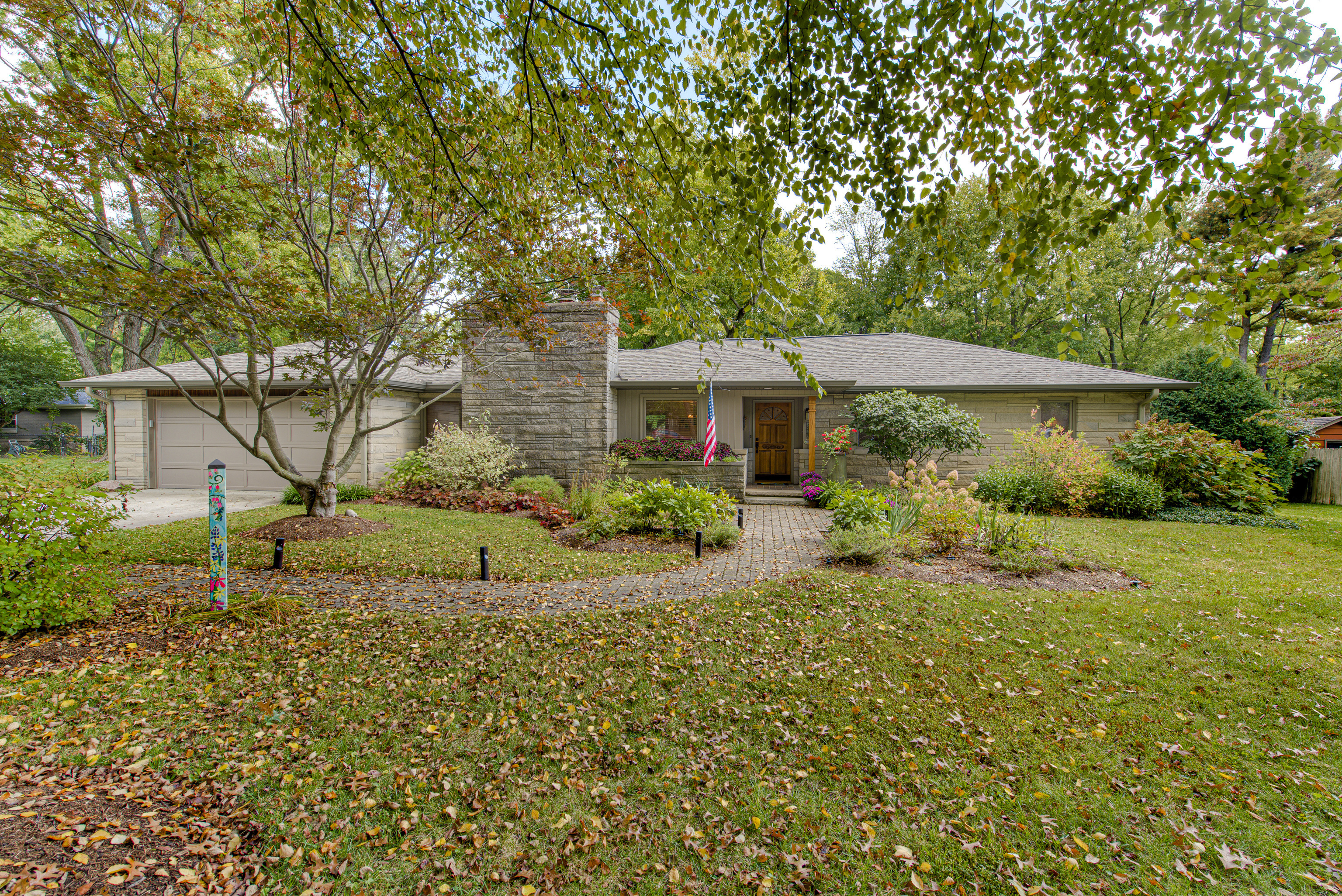 Property Photo:  7929 Meadowbrook Drive  IN 46240 