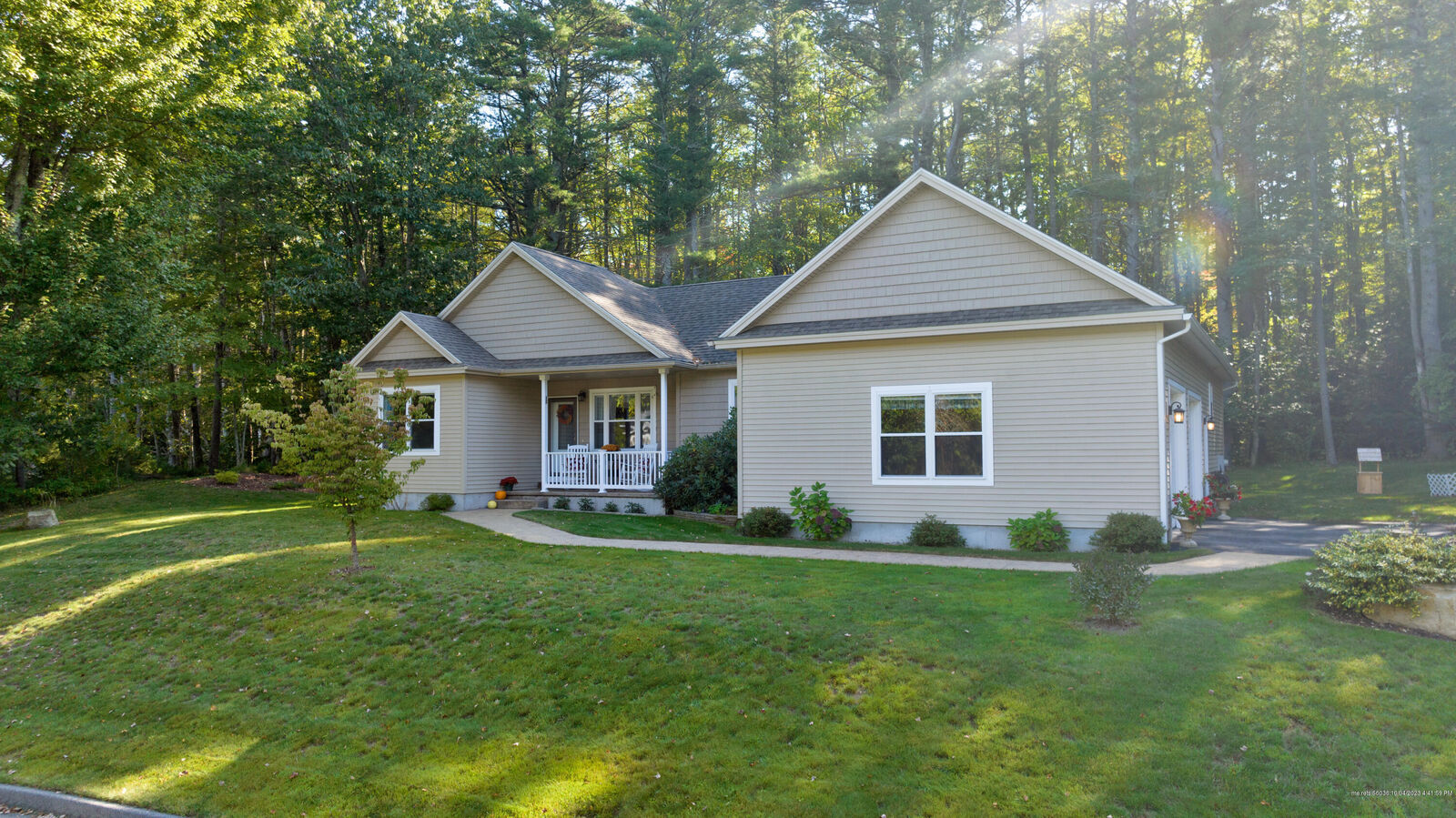 Property Photo:  4 Neptune Road  ME 04064 