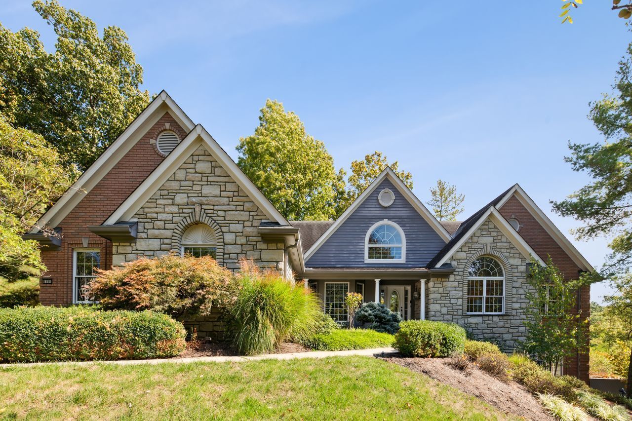 8986 Terwilligersridge Drive  Cincinnati OH 45249 photo
