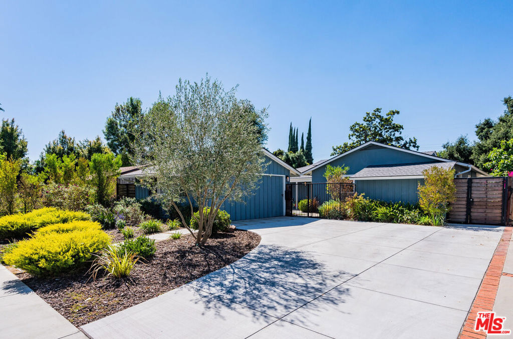 3 bed Sherman Oaks home for sale 5301 Sunnyslope Avenue, Sherman Oaks