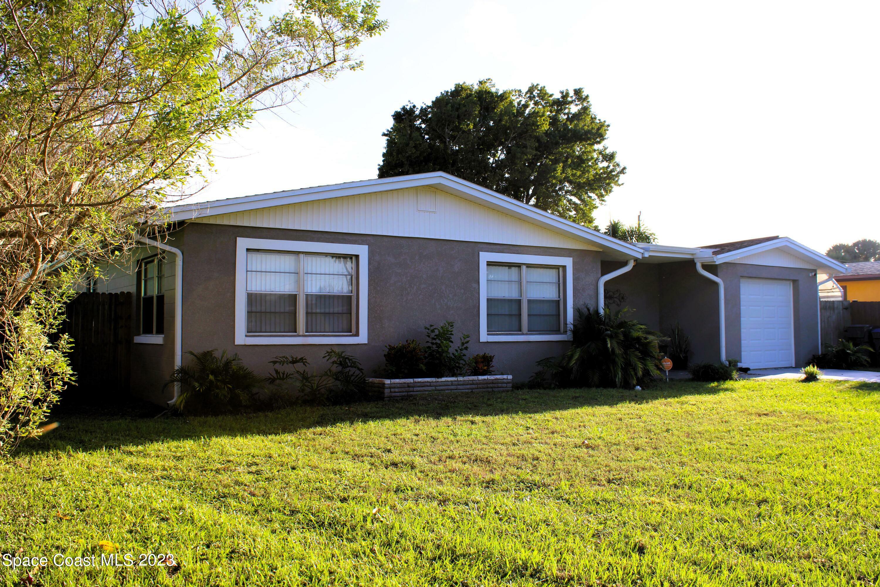 Property Photo:  715 Delmar Court  FL 32780 