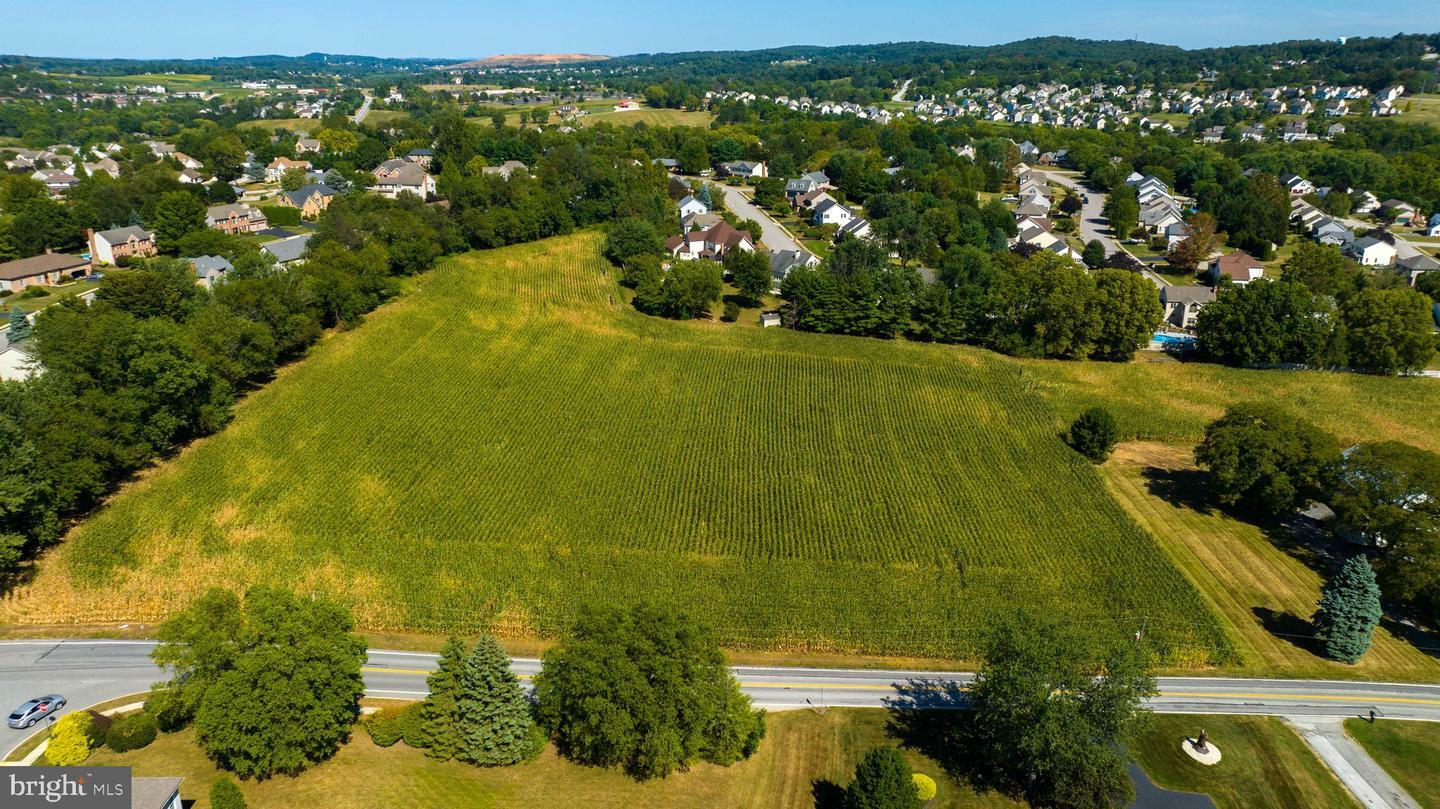 Property Photo:  Lot 5 Berkeley Model Chestnut Hill Road  PA 17402 