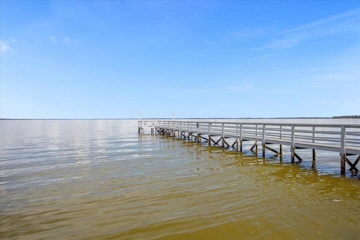 Property Photo:  5 Oak Street  FL 34797 