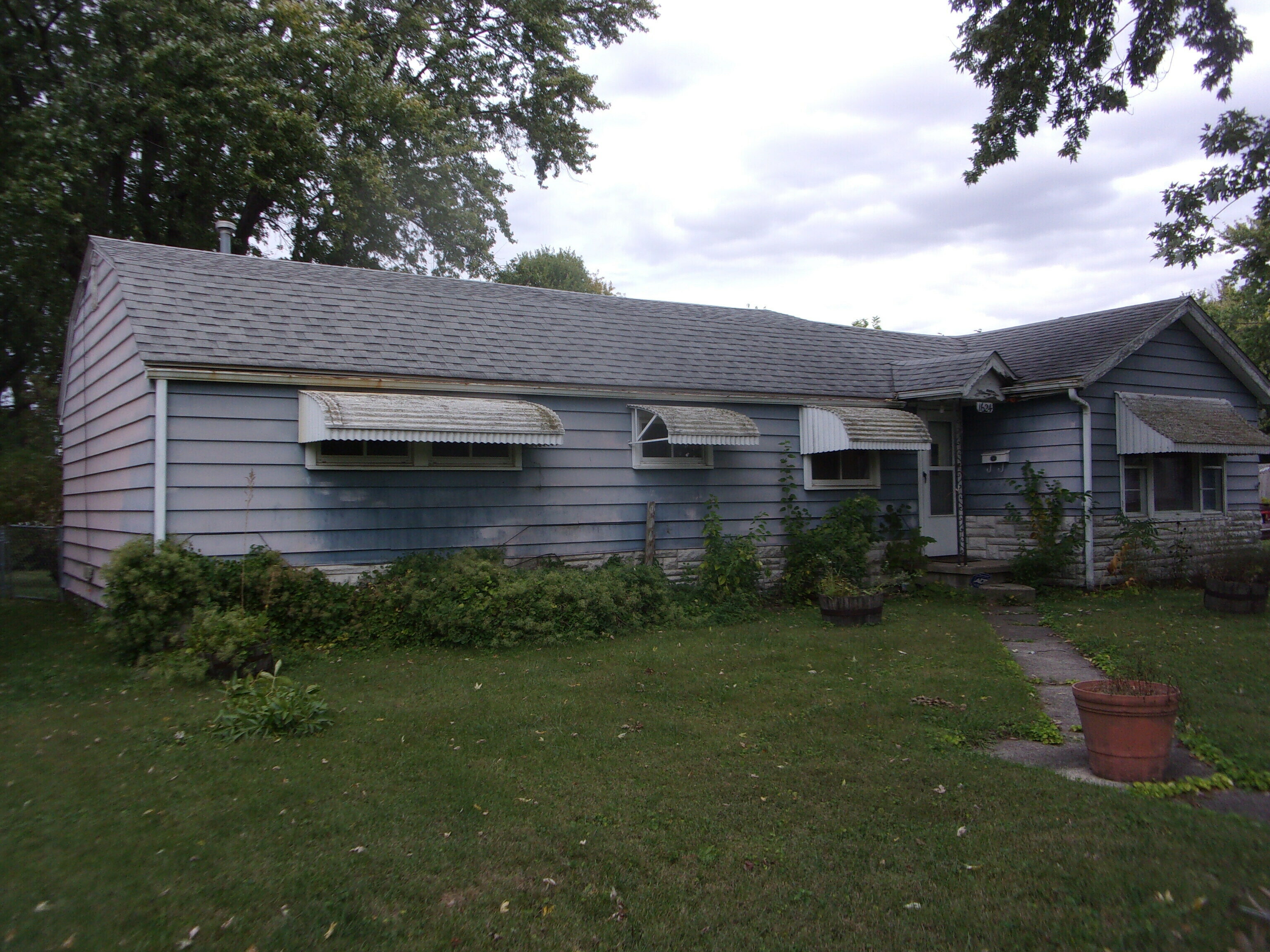 Property Photo:  1624 S N Street  IN 46036 