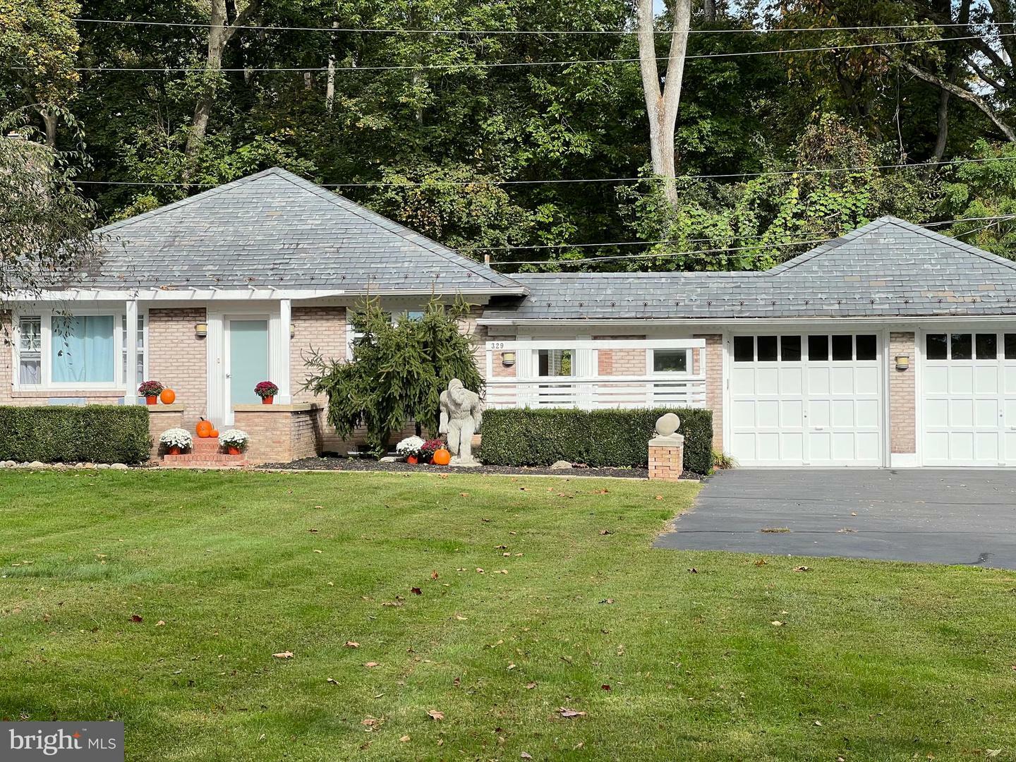 Property Photo:  329 Elmwood Lane  PA 18077 