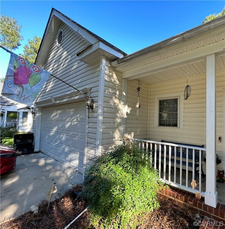 Property Photo:  10033 Scotts Ridge Court  VA 23059 