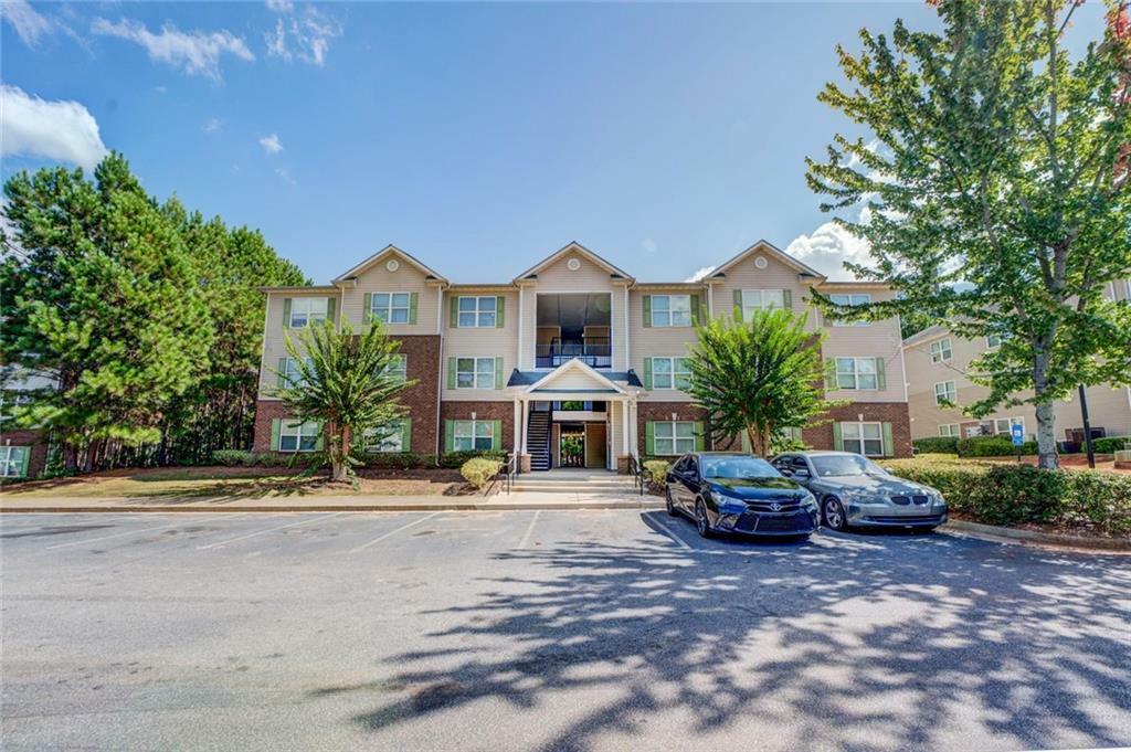 Property Photo: 12303 Fairington Ridge Circle GA 30058