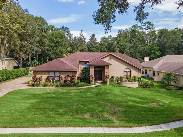 Property Photo: 2357 Westminster Terrace FL 32765