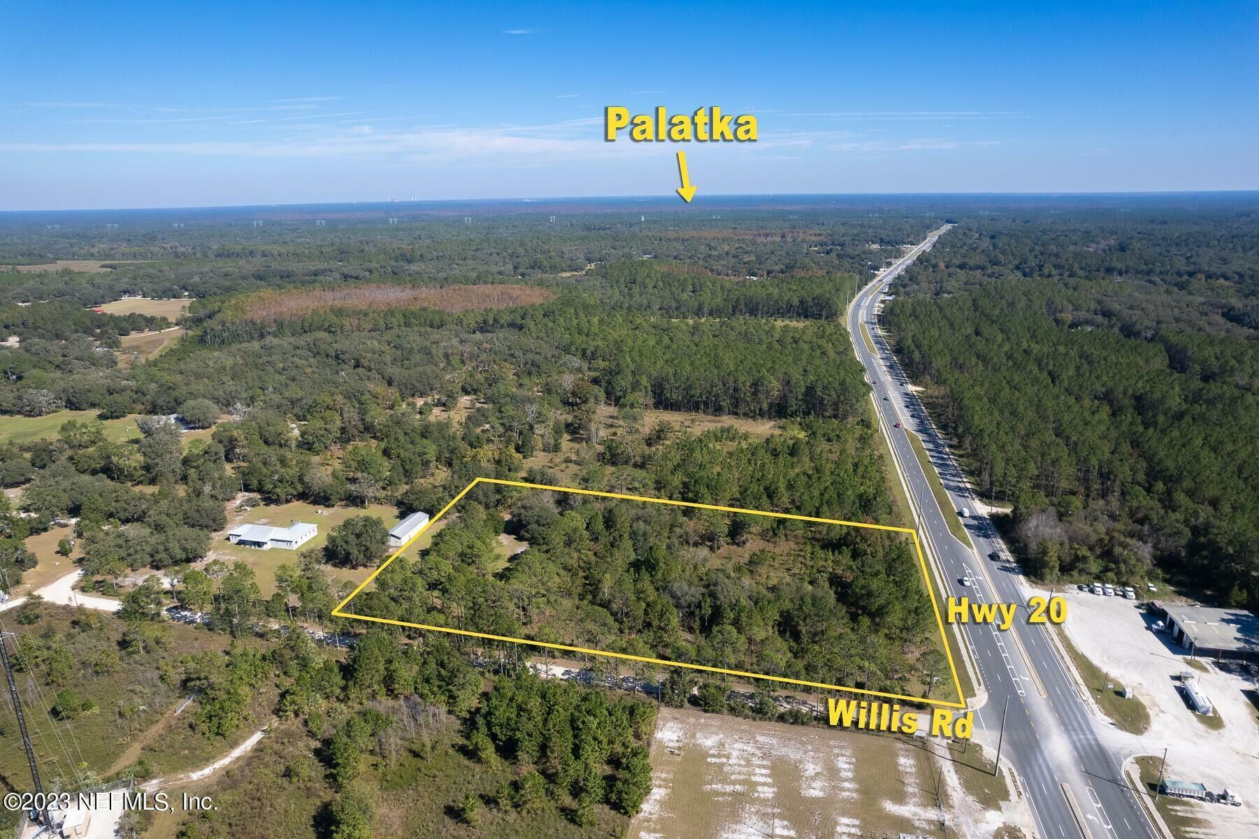 Property Photo:  108 Willis Road  FL 32147 