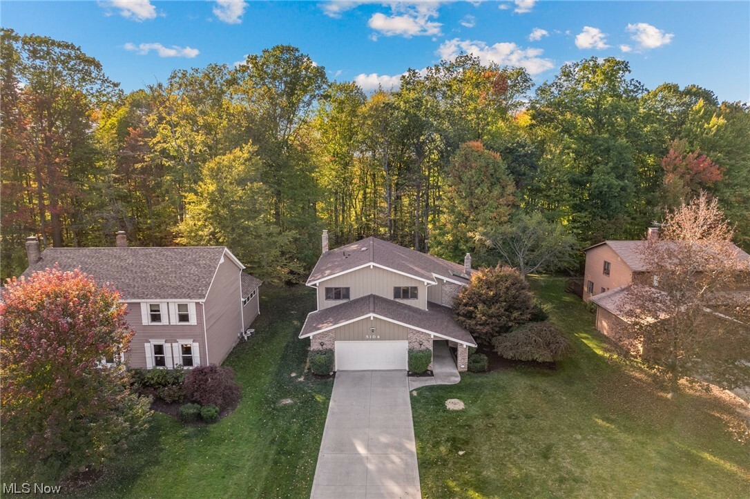 Property Photo: 5104 Stansbury Drive OH 44139