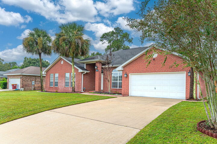 House for sale in Crestview 139 Strike Eagle Drive, Crestview, FL 32536