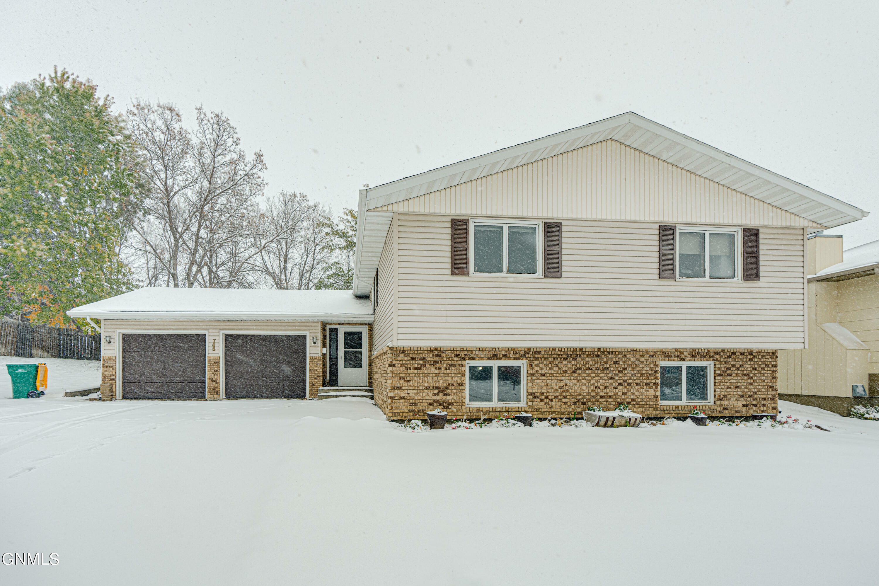 Property Photo:  745 31st Street  ND 58501 