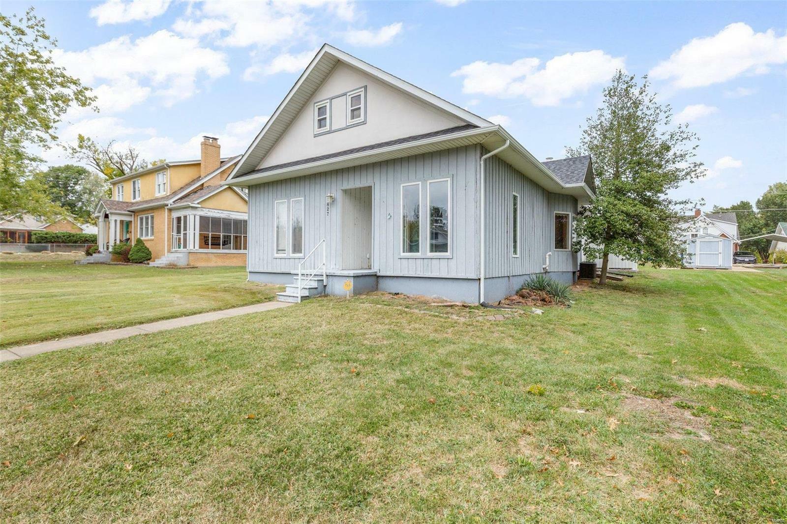 Property Photo: 827 West Main Street MO 63028