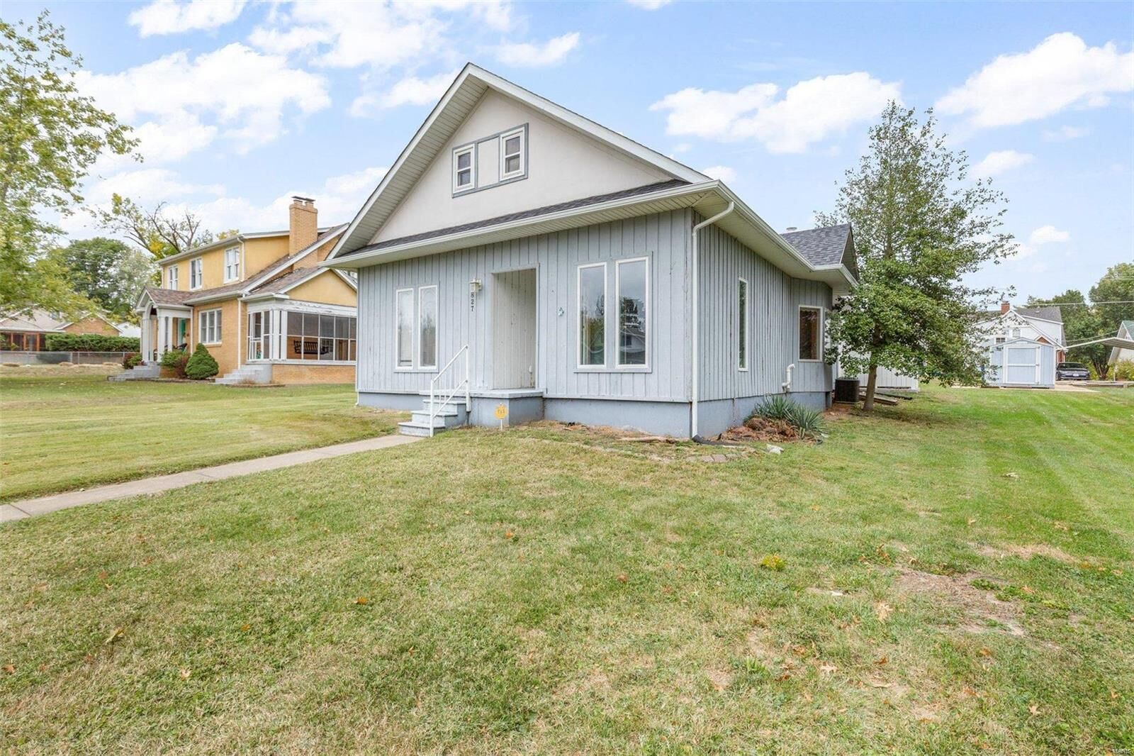 Property Photo: 827 W Main Street MO 63028