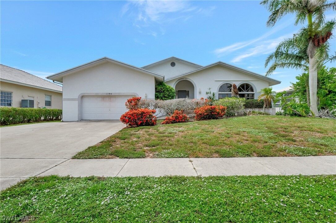 Property Photo: 1190 Ember Court W FL 34145