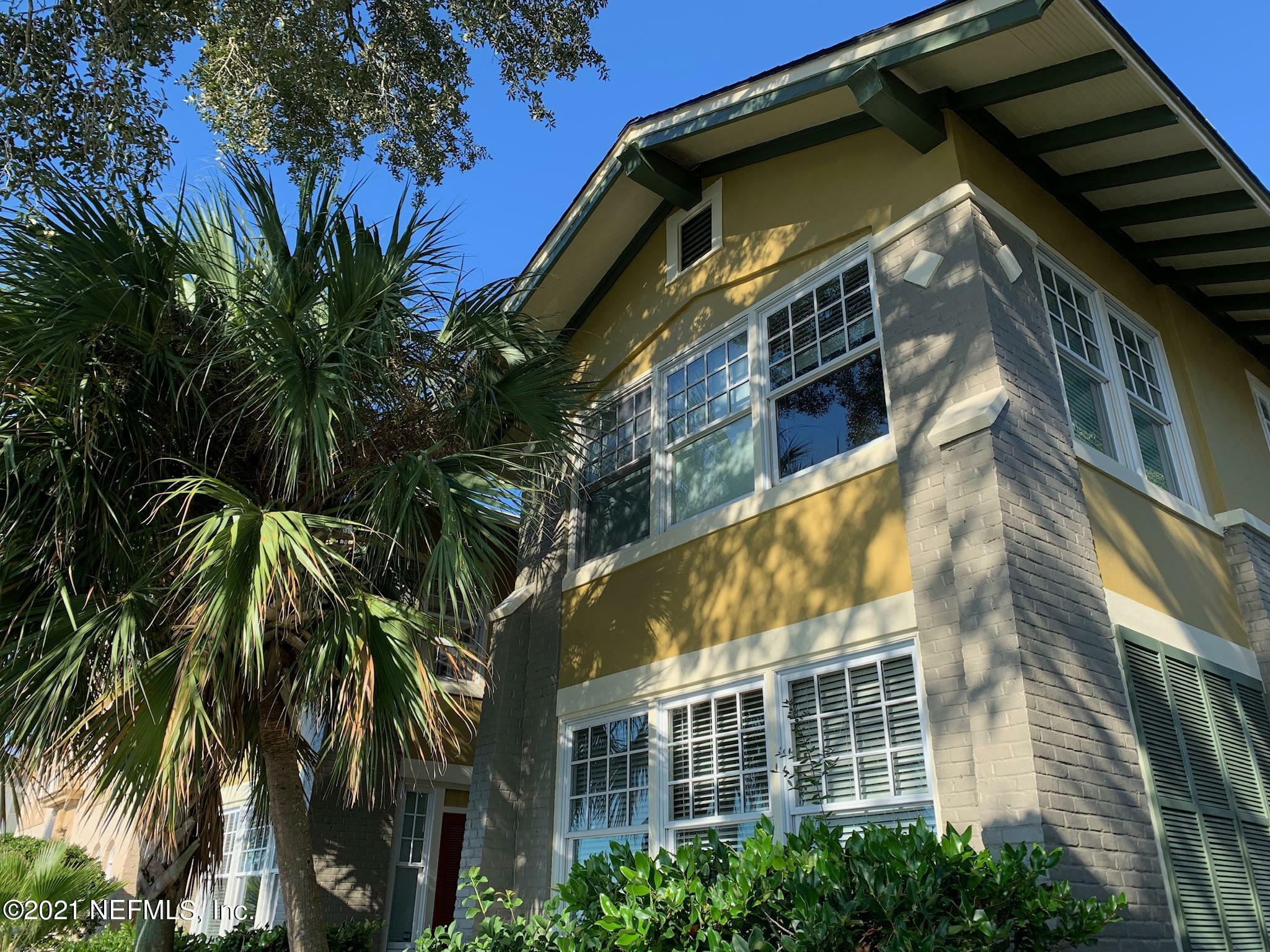 Property Photo:  2119 River Boulevard  FL 32204 