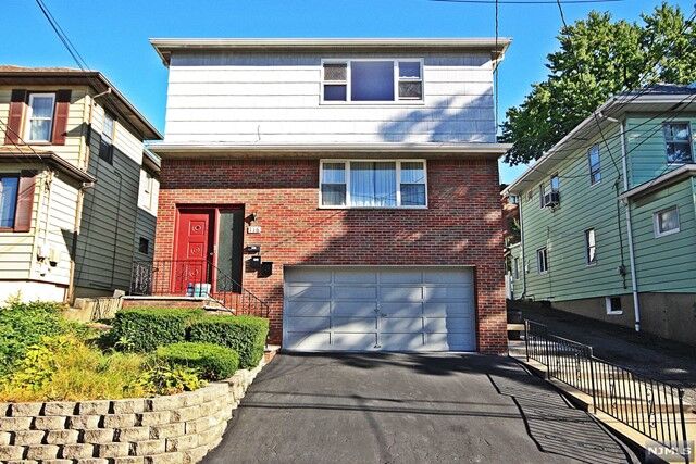 Property Photo:  716 Jefferson Avenue 2  NJ 07010 