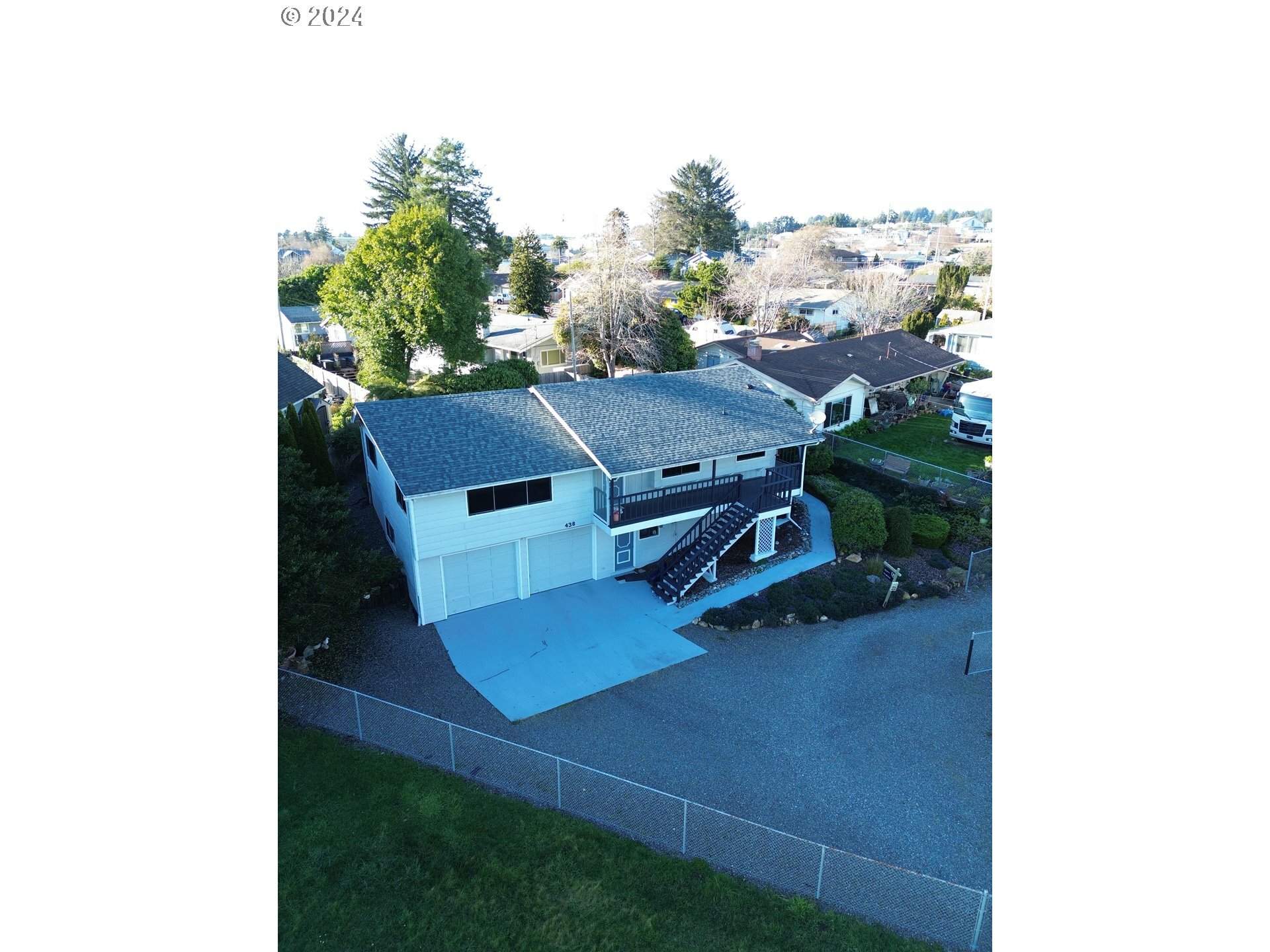 Property Photo: 438 Buena Vista Loop OR 97415