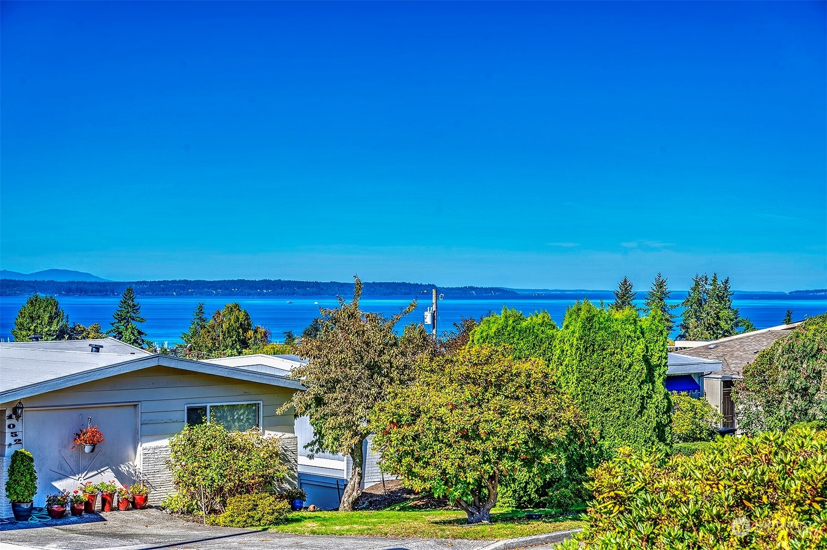 home-for-sale-in-edmonds-1063-b-avenue-s-edmonds-wa-98020