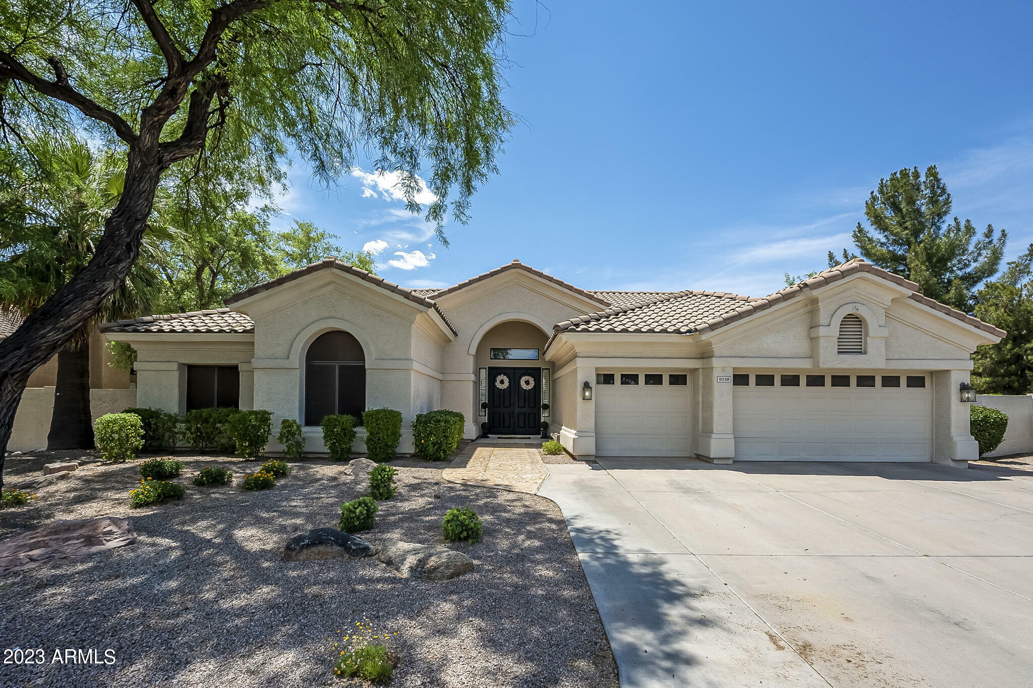 Property Photo:  9338 S Stanley Place  AZ 85284 