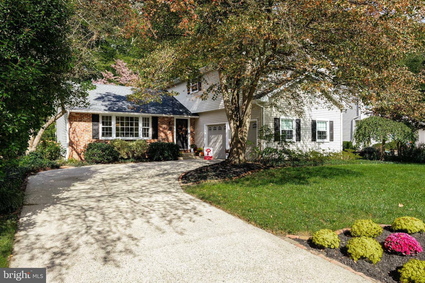 Property Photo: 729 Cornwallis Drive NJ 08054