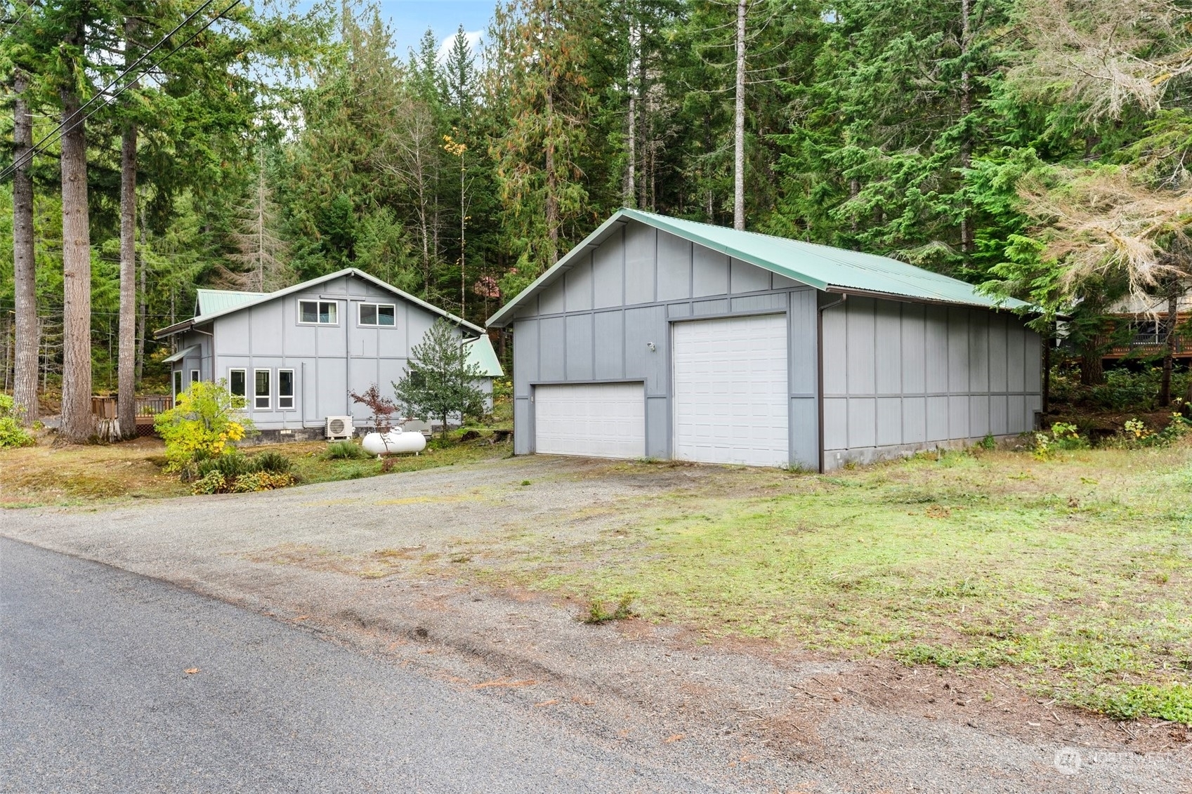 Property Photo:  100 Timber Trail  WA 98361 