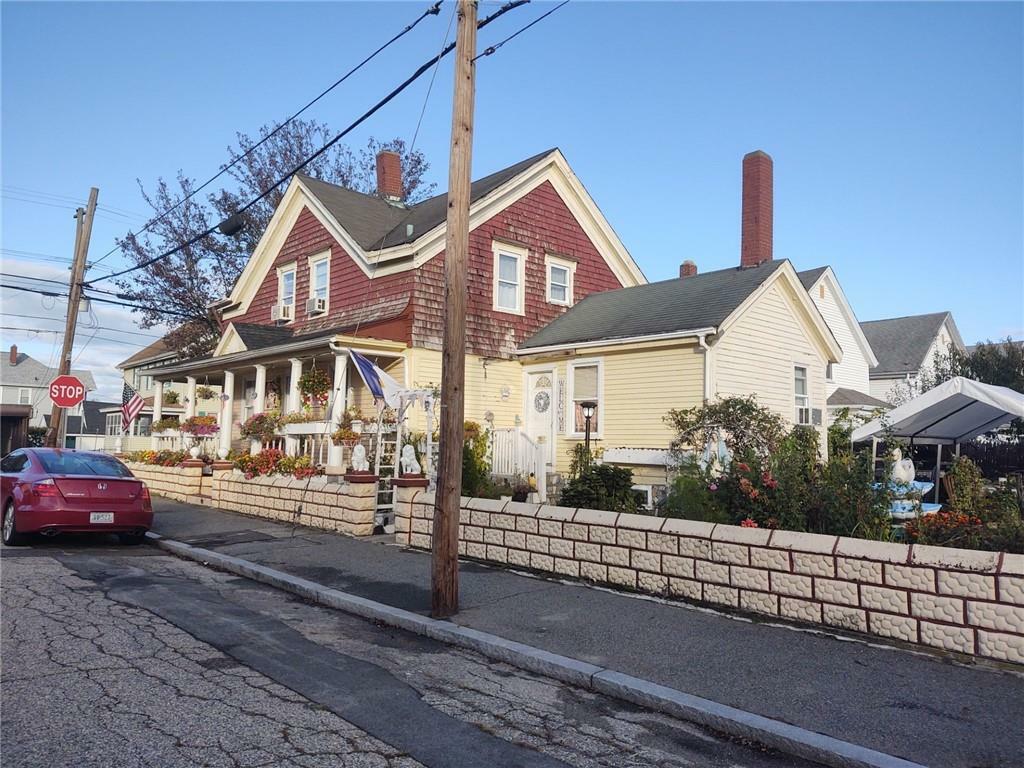 Property Photo: 263 Warren Av RI 02914
