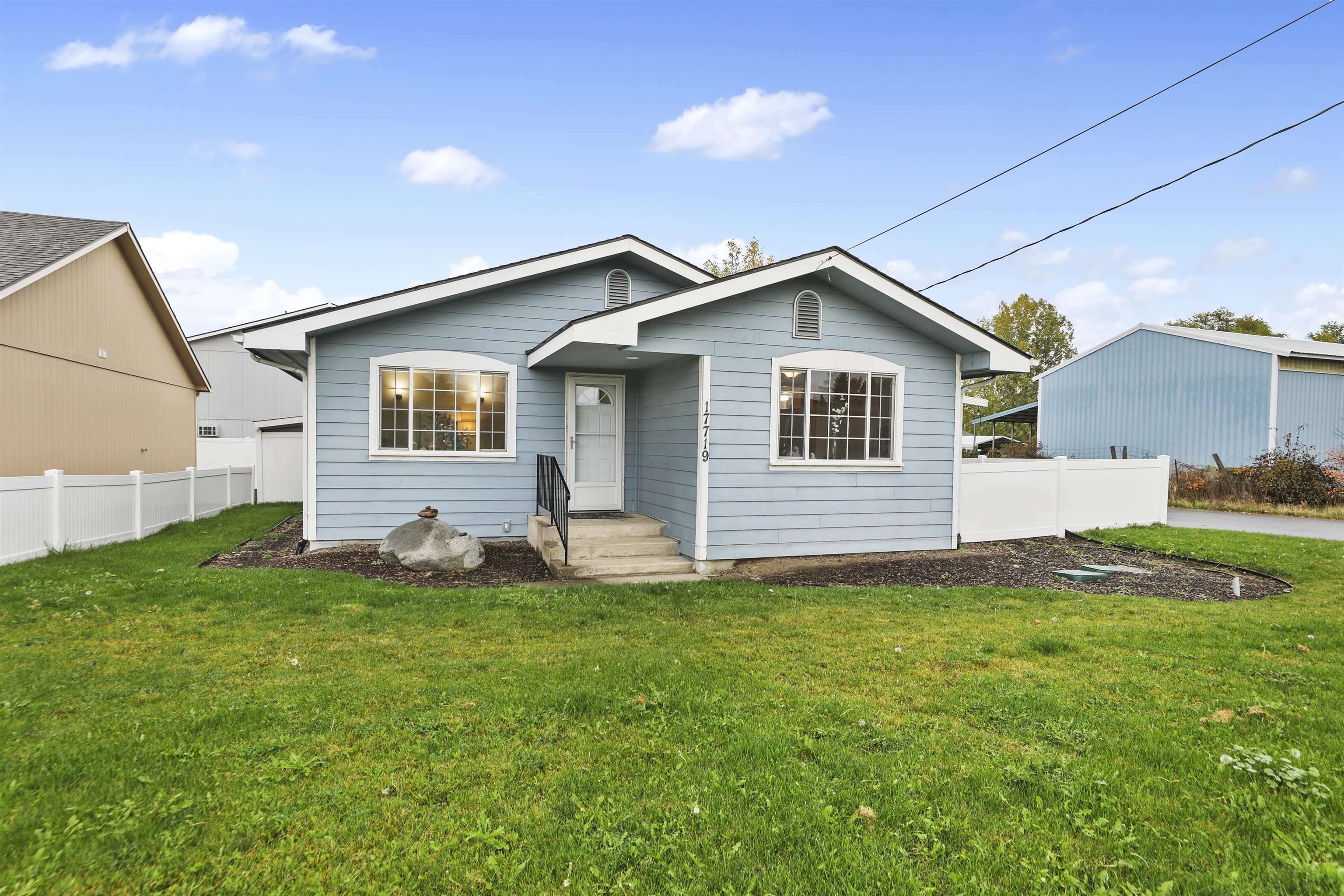 Property Photo:  17719 E Cataldo Ave  WA 99016 