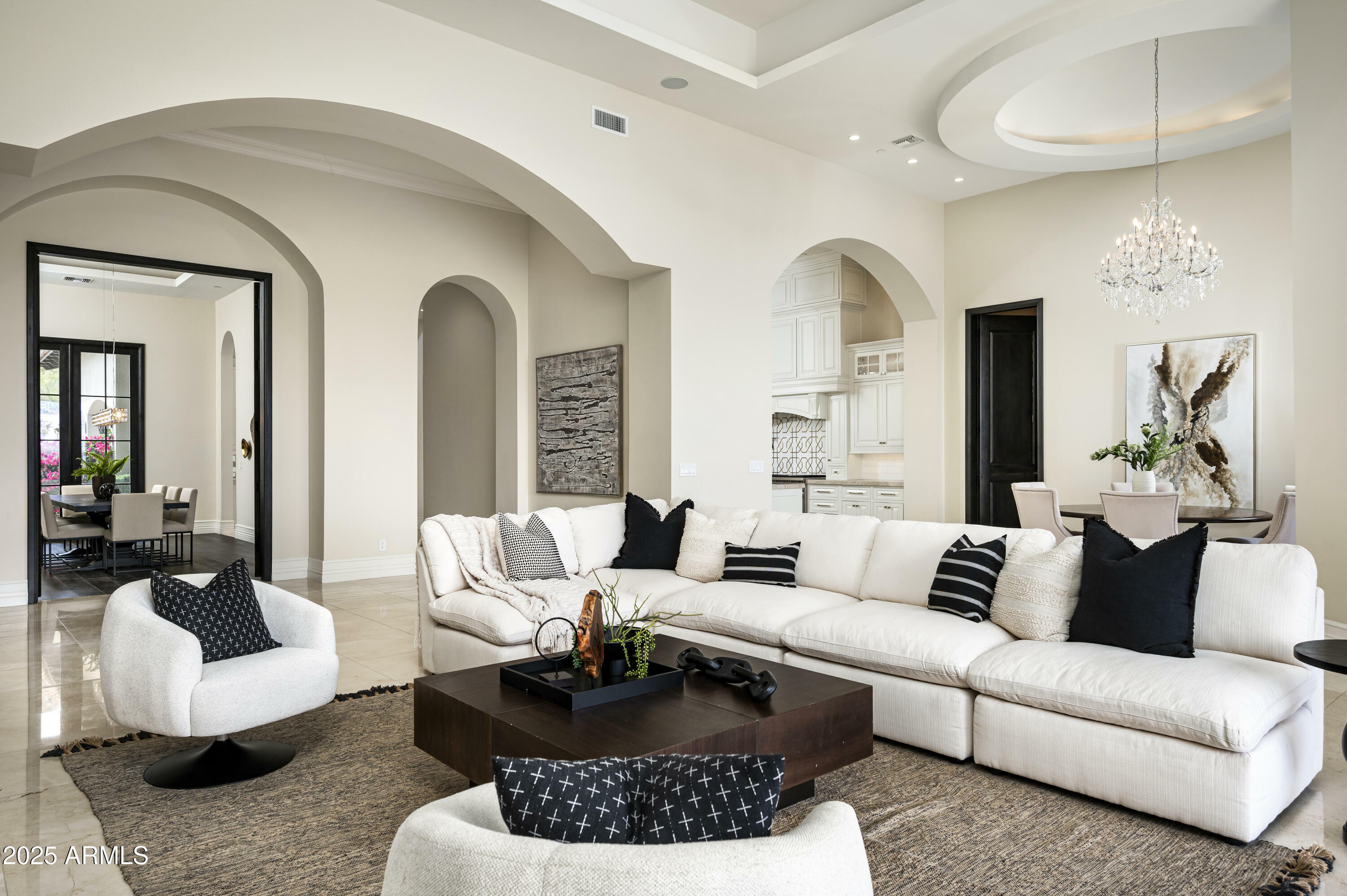 Property Photo: 6112 E Quartz Mountain Road AZ 85253