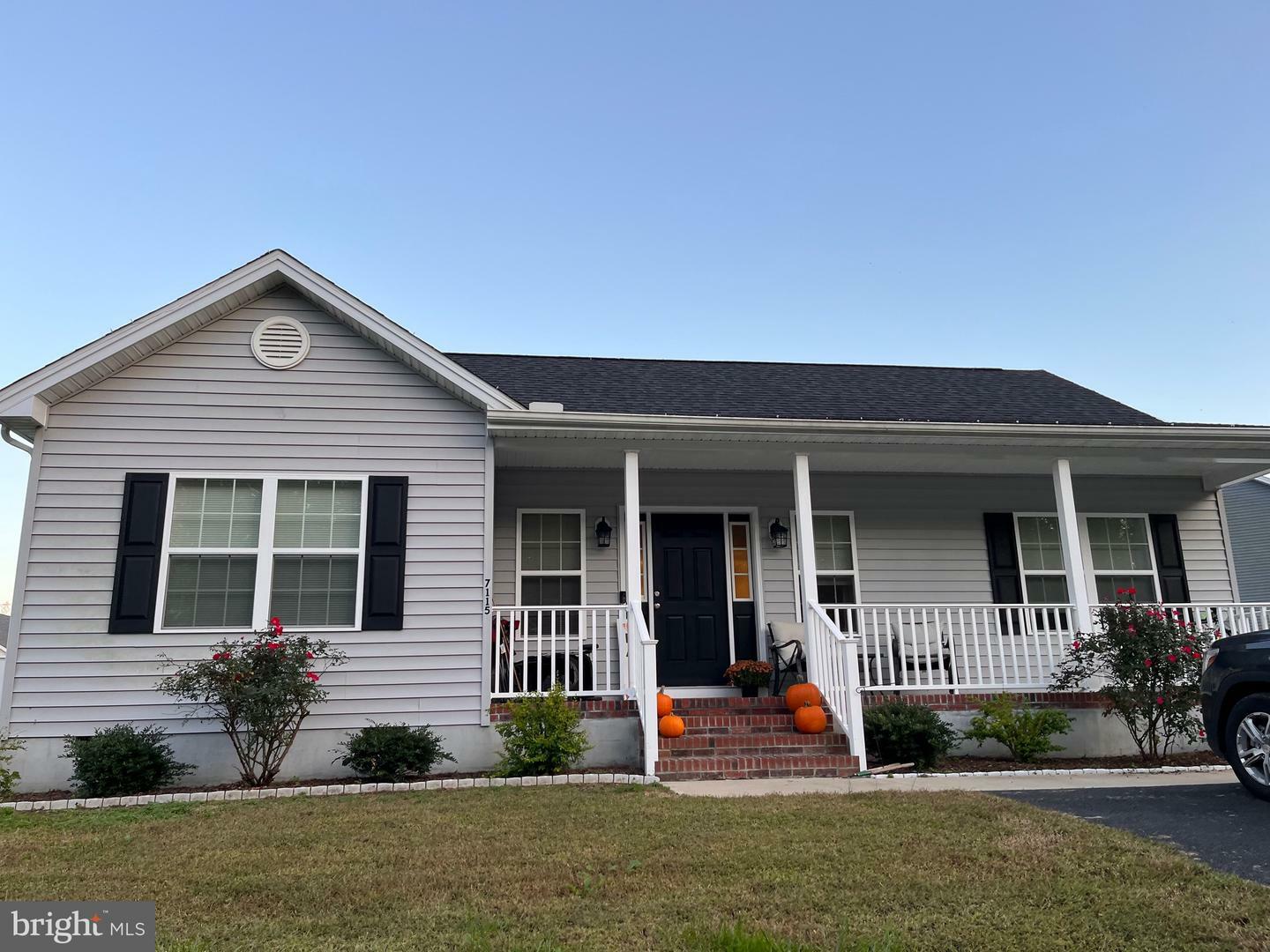 Property Photo: 7115 Arcadia Circle MD 21841