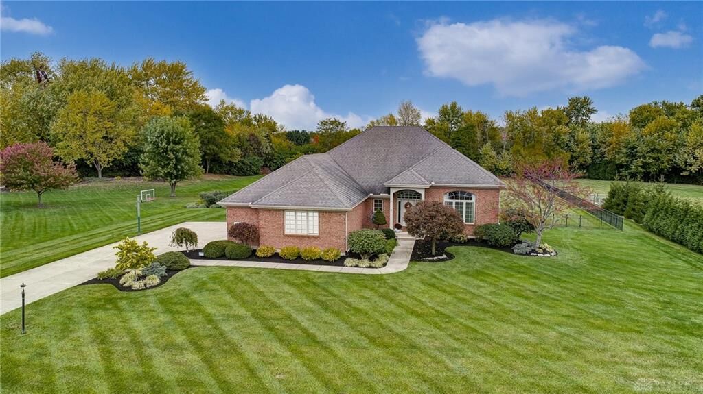 Property Photo:  8584 Waynesboro Way  OH 45068 