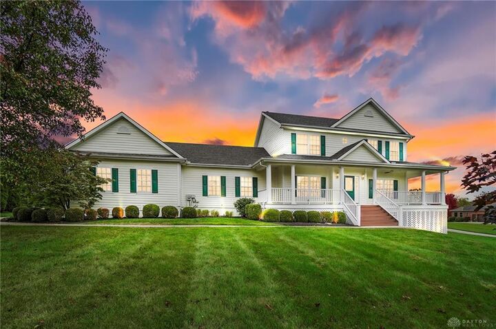 7152 Quarterhorse Drive  Springboro OH 45066 photo