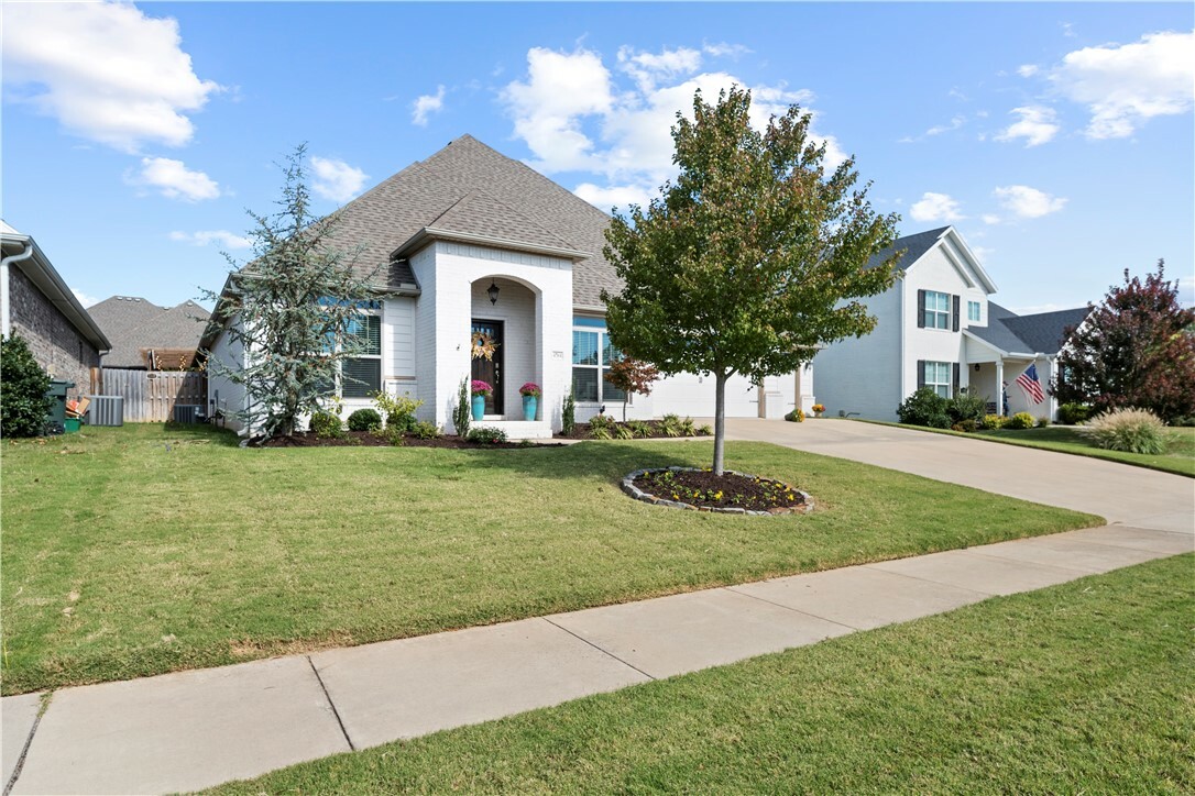 Property Photo:  4764 Crossvine Drive  AR 72704 