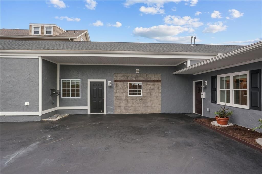 Property Photo:  96 Washington St  RI 02863 