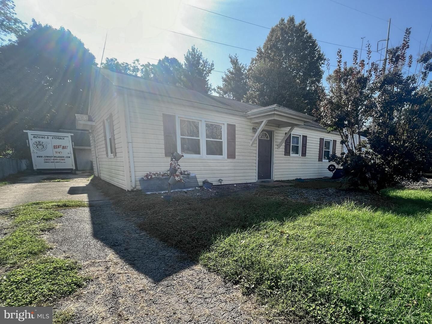 Property Photo:  2023 Kelbark Lane  DE 19808 