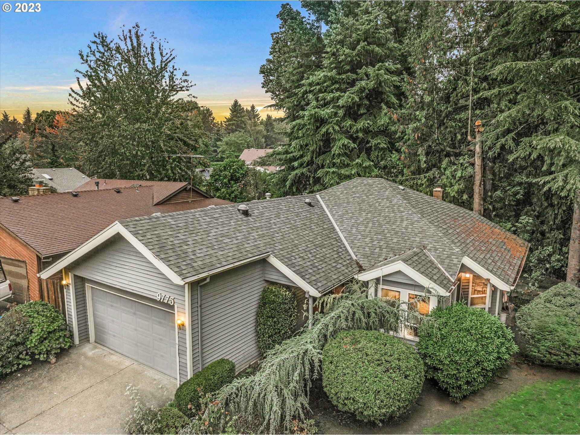 9775 SW Cook Ct  Tigard OR 97224 photo