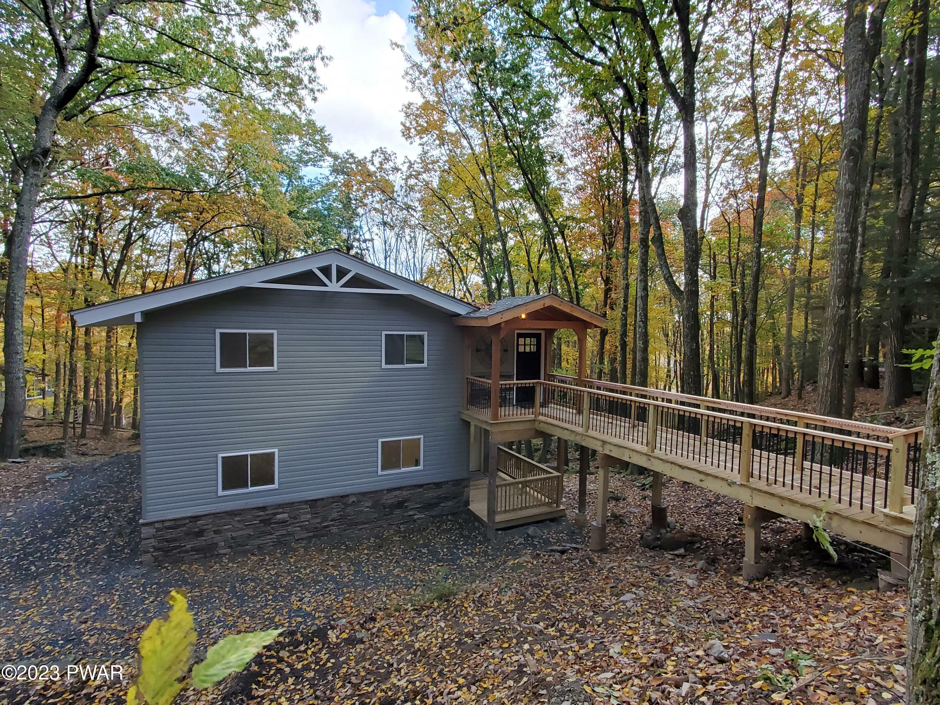 Property Photo:  214 Country Club Drive  PA 18428 