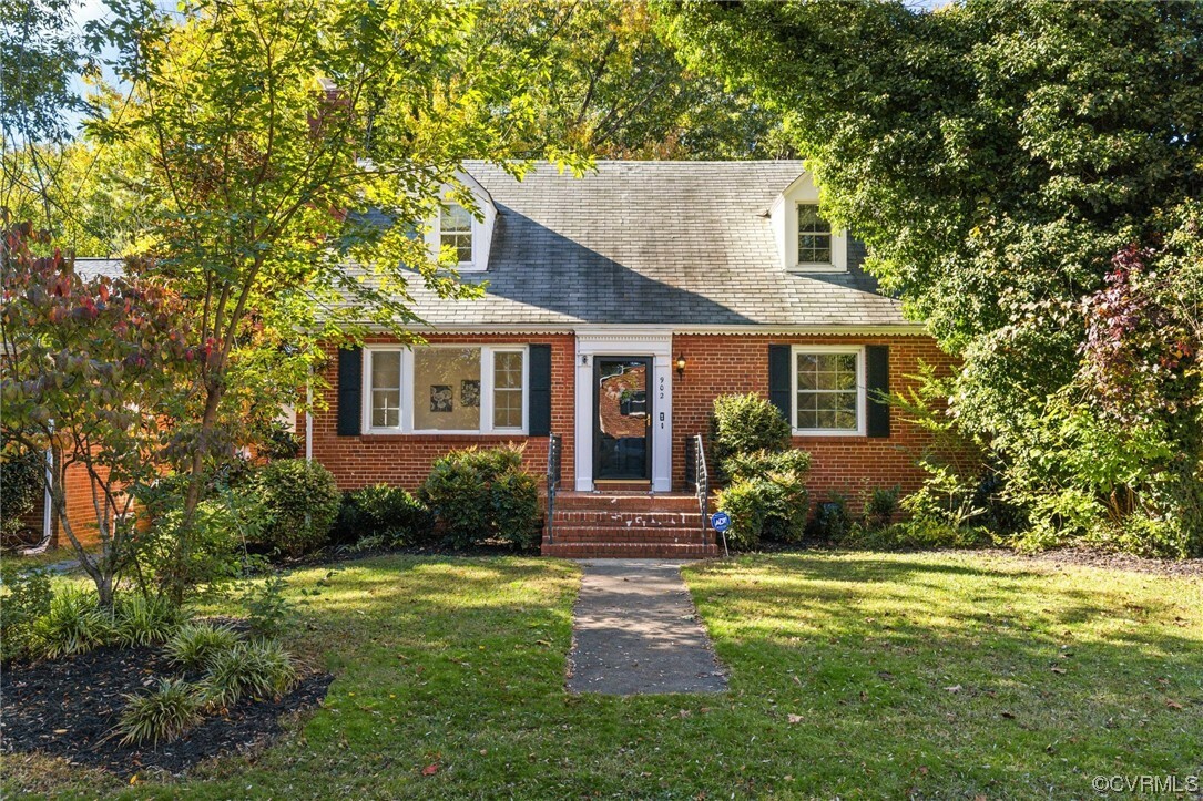 Property Photo:  902 S Belmont Avenue  VA 23221 