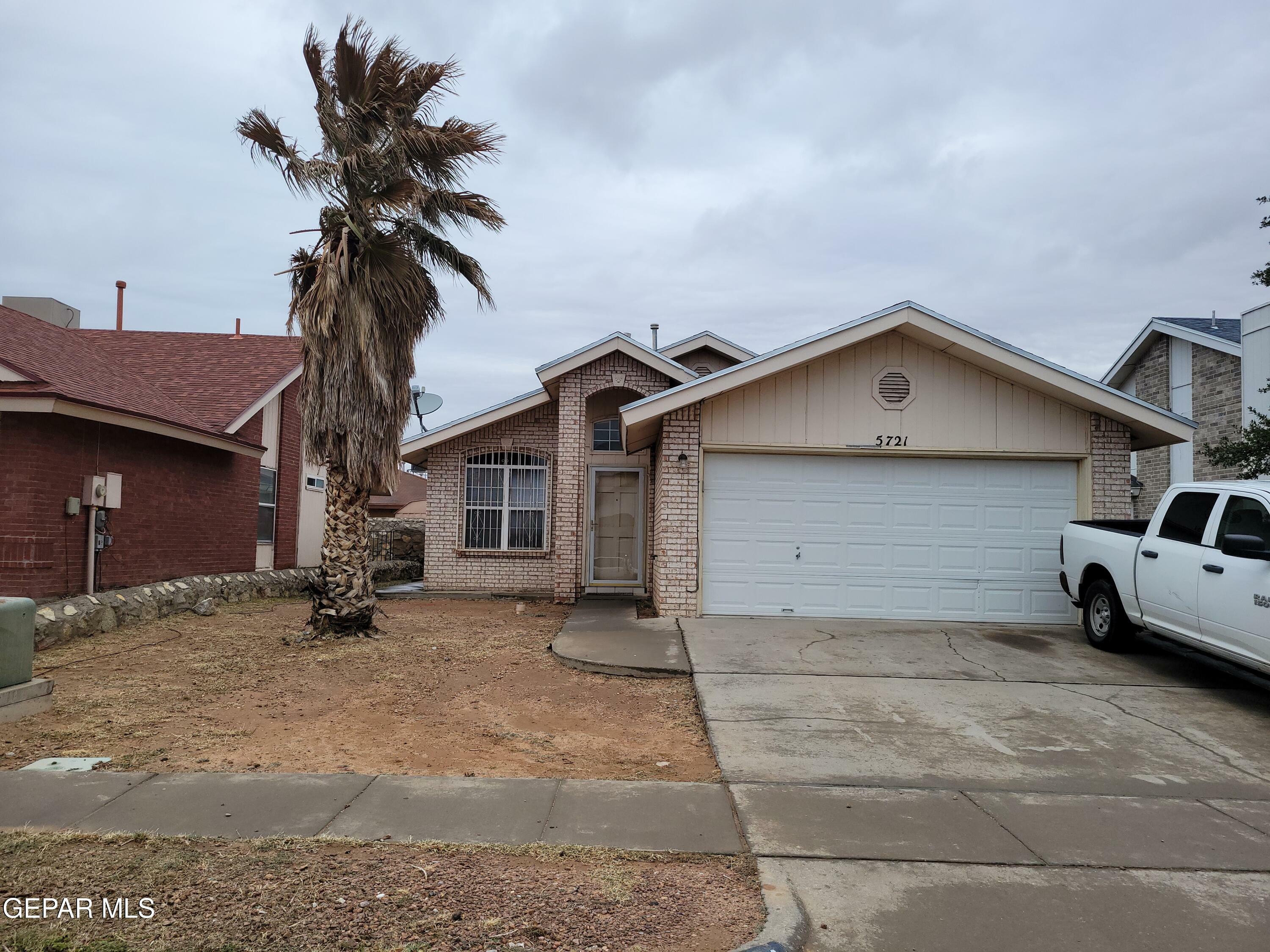 Property Photo: 5721 Colin Powell Avenue TX 79934