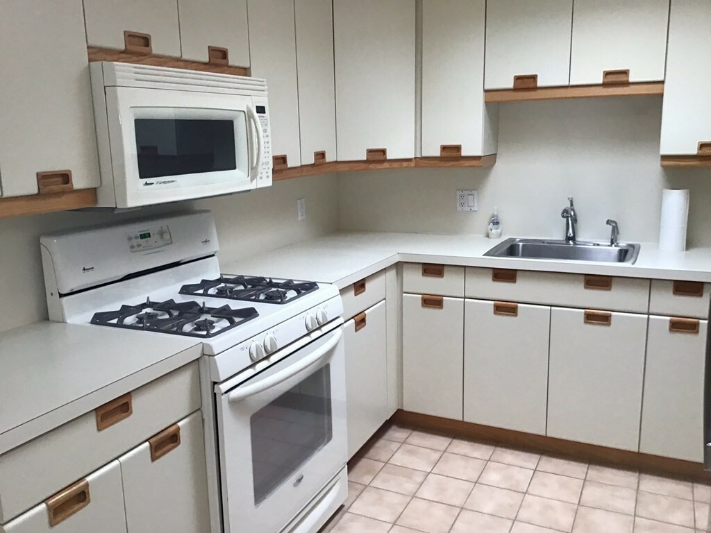 Property Photo: 467 Place Ln 467 MA 01801