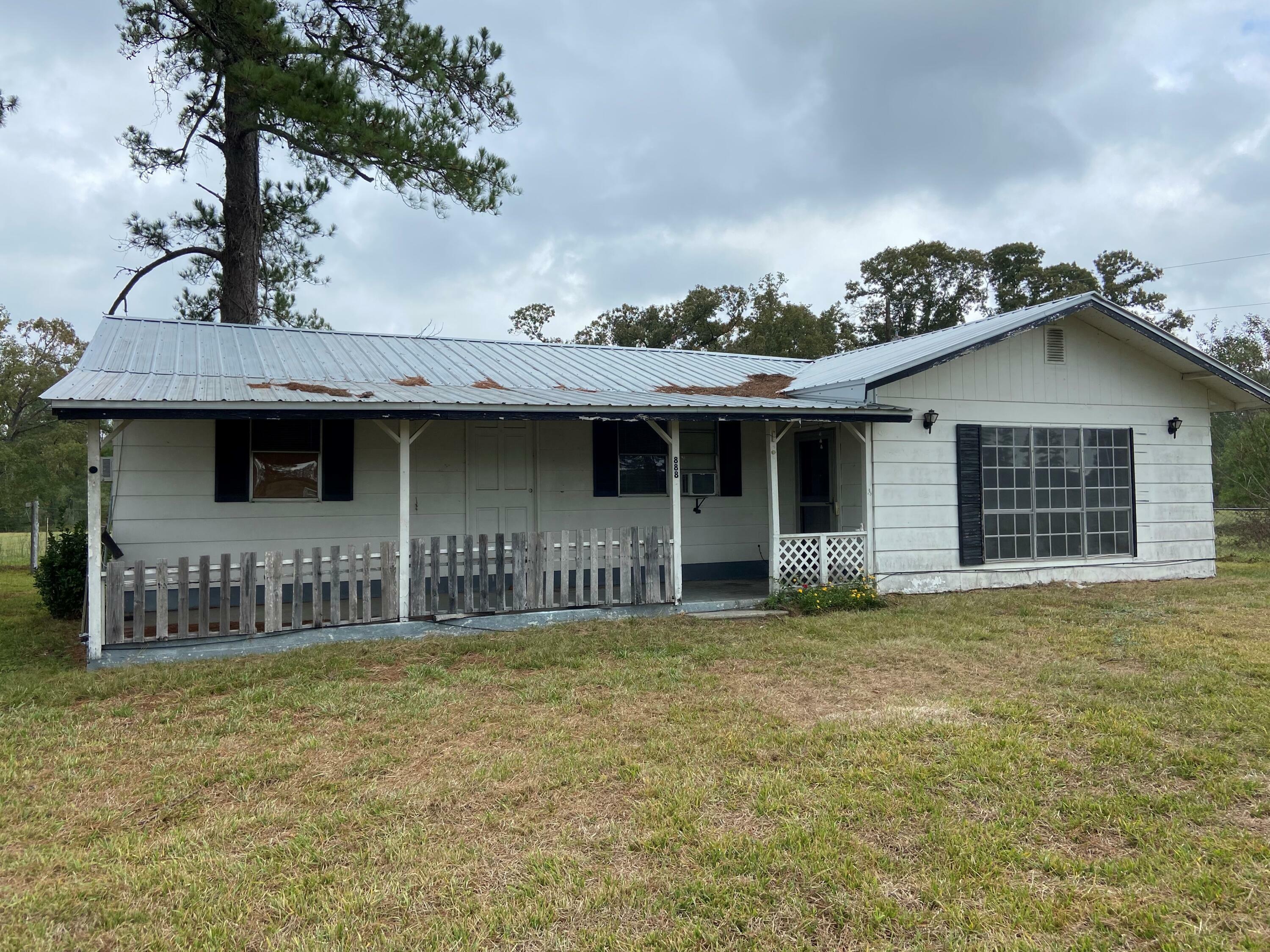 Property Photo:  888 Donald Perkins Rd  LA 70656 