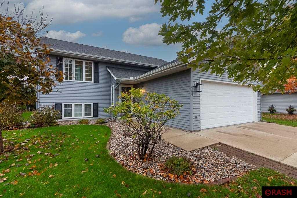 Property Photo:  565 Grayhawk Drive  MN 56001 