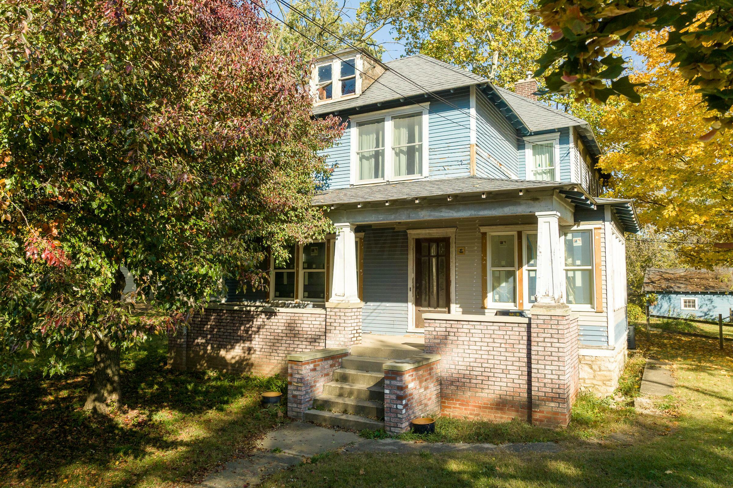 Property Photo:  970 College Avenue  OH 43209 