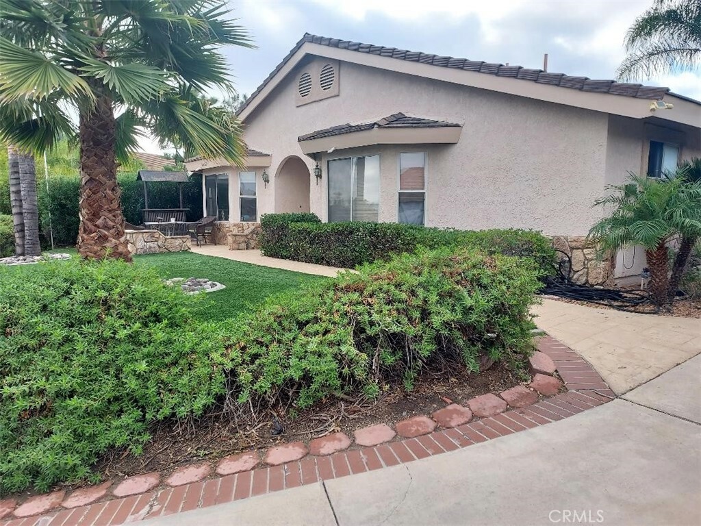 Property Photo:  30527 Big Buck Dr  CA 92587 