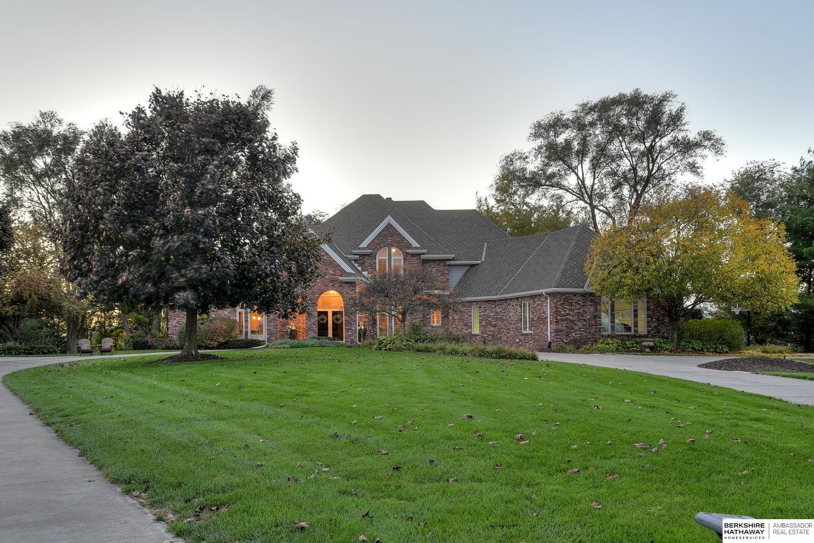 Property Photo:  3502 N 216 Street  NE 68022 