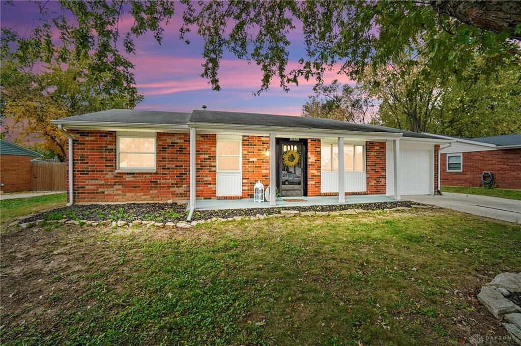 Property Photo: 3076 Wyoming Drive OH 45385